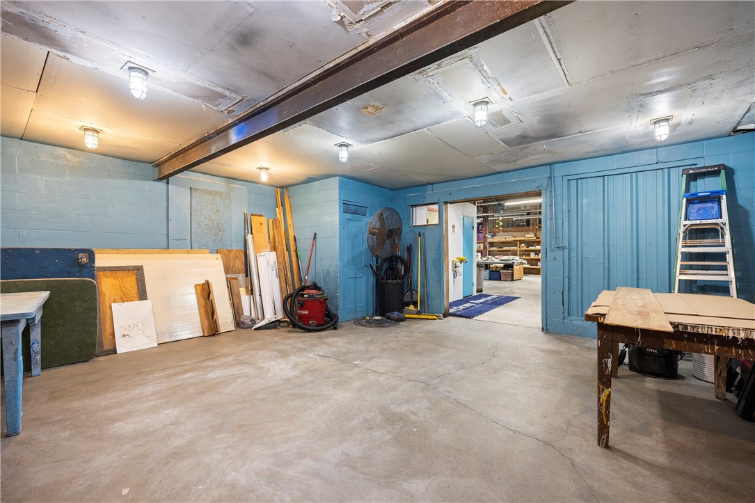 206 Highway 35 S Property Photo 20