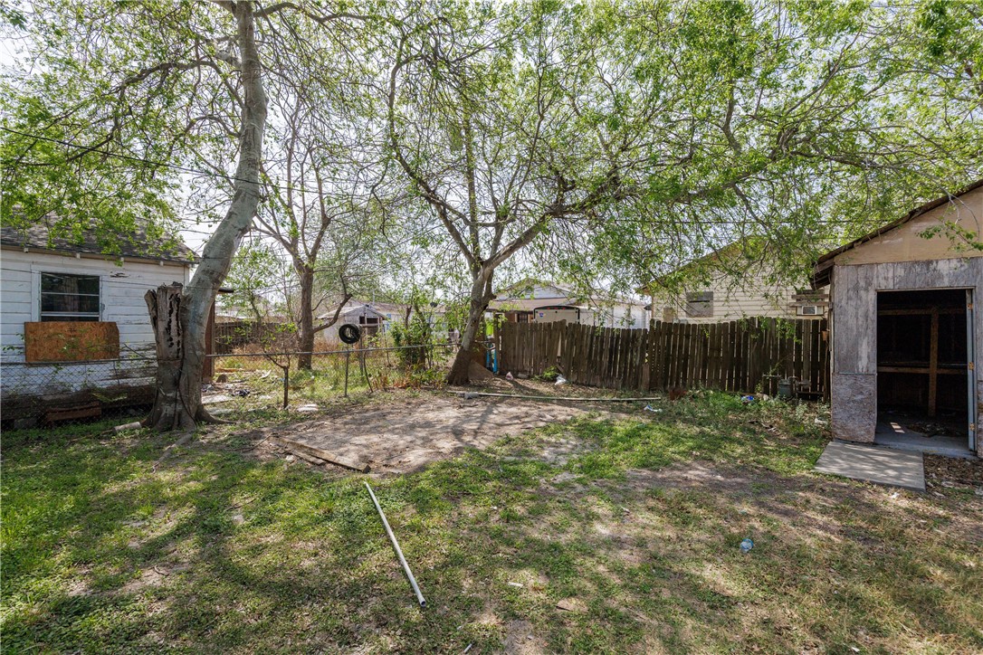 245 Cortez St Property Photo 23