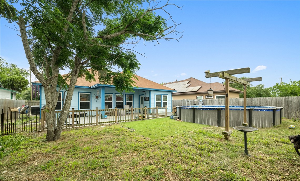 830 Tulia St Property Photo 14