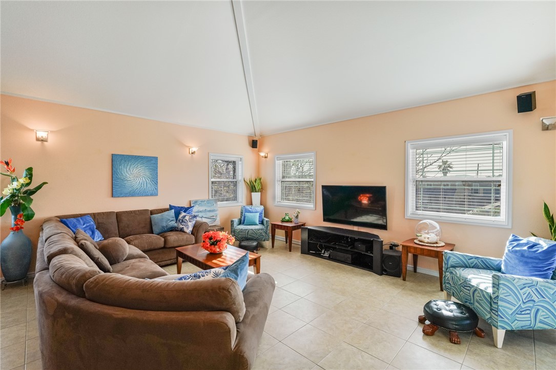 1035 Sea Secret St Property Photo 11
