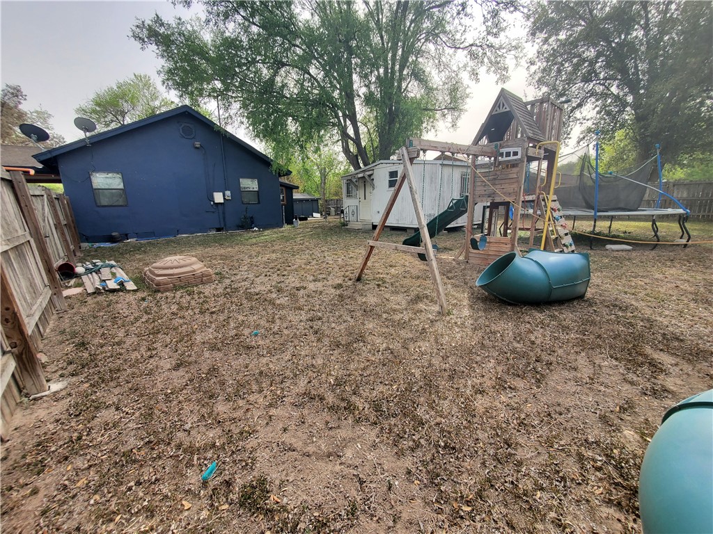 607 S 9th St Property Photo 9