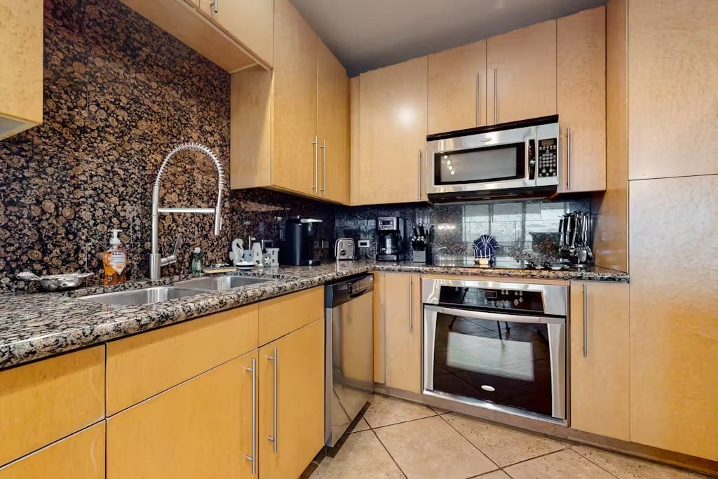 310a Padre Blvd 603 Property Photo 9