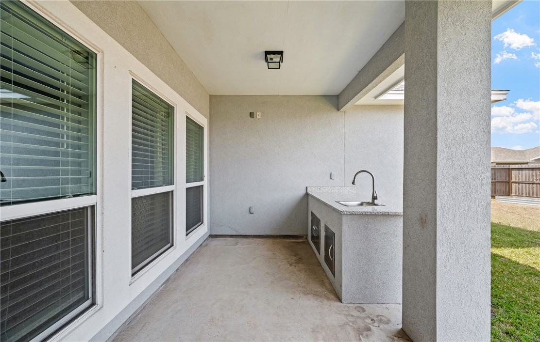 7810 Iron Man Dr Property Photo 18