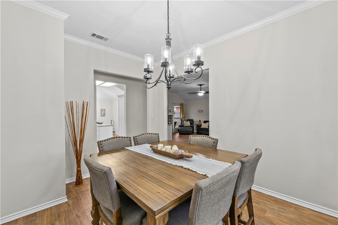 2205 Gershwin Property Photo 10