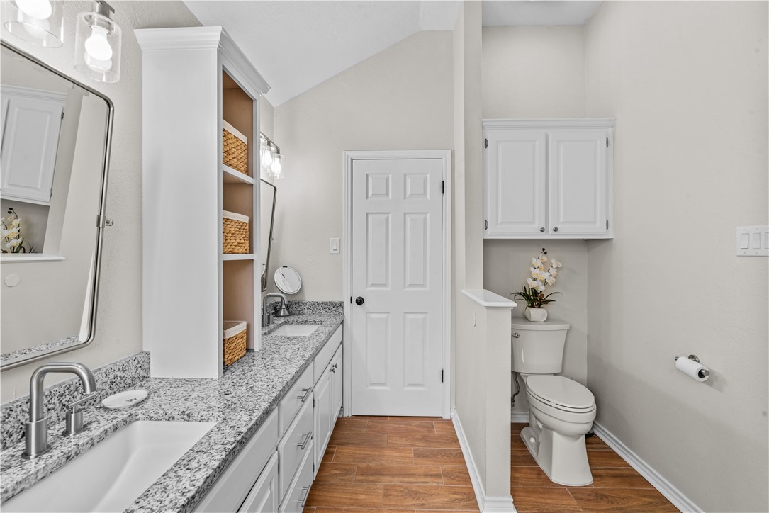 2205 Gershwin Property Photo 23