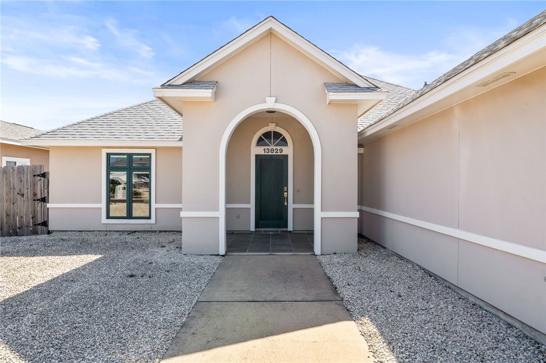 13829 Halyard Dr Property Photo 4