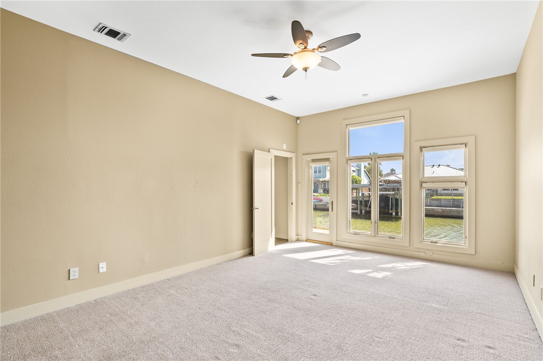 13829 Halyard Dr Property Photo 16