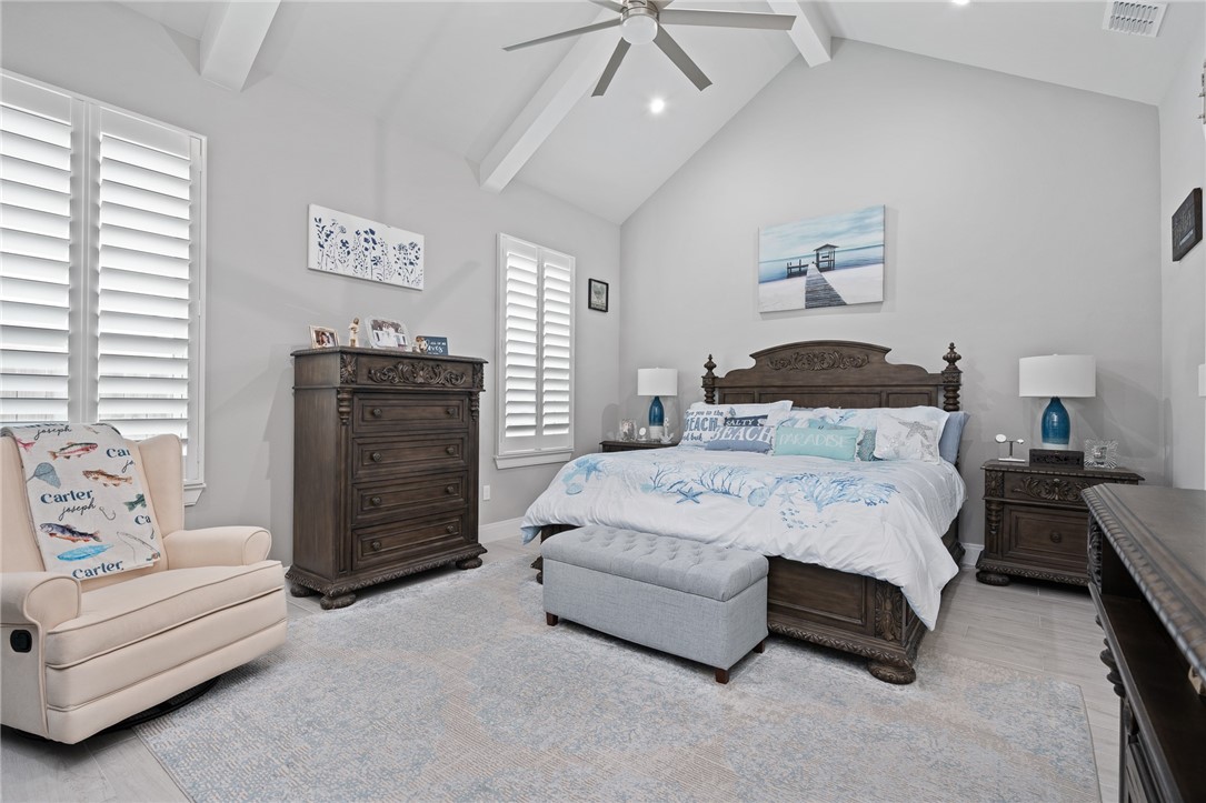 15509 Finistere St Property Photo 18