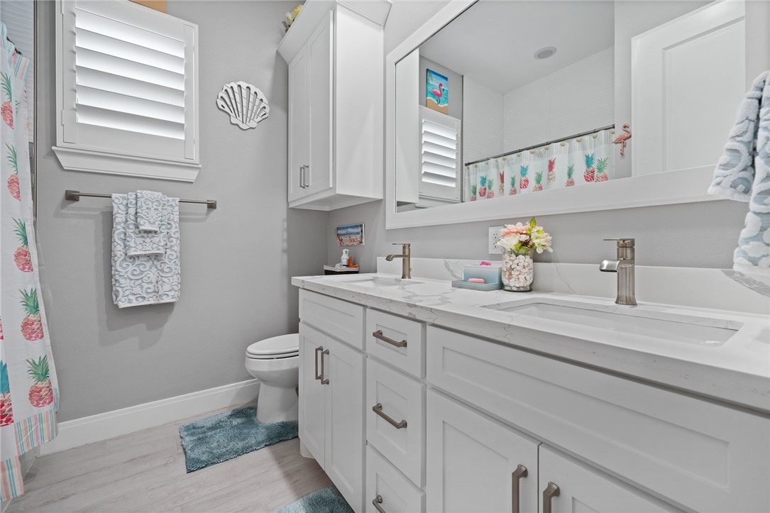 15509 Finistere St Property Photo 24