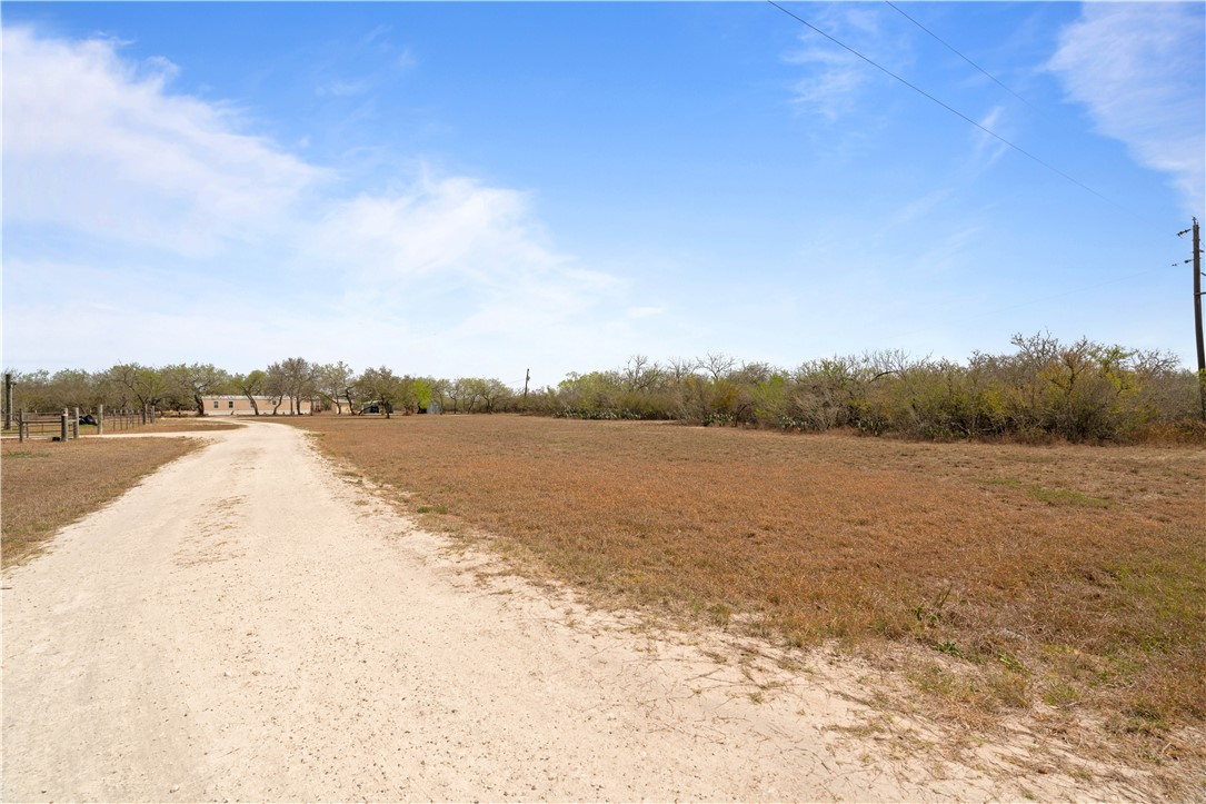134 County Road 181 Property Photo 2