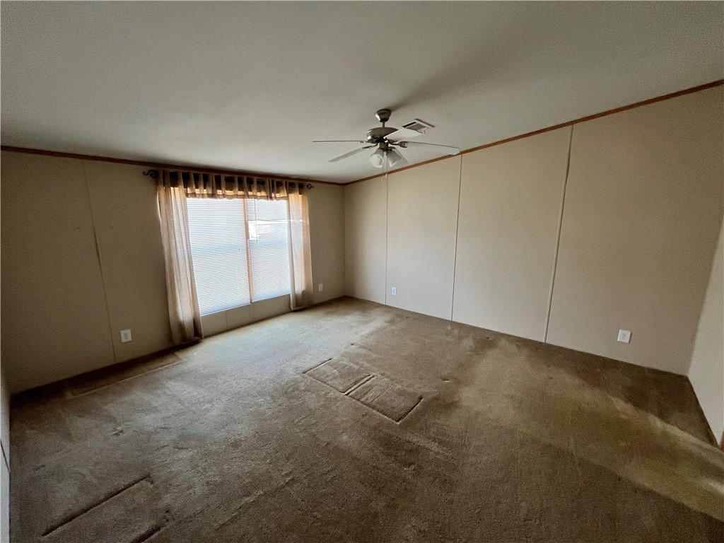 215 Elsie Ave Property Photo 23