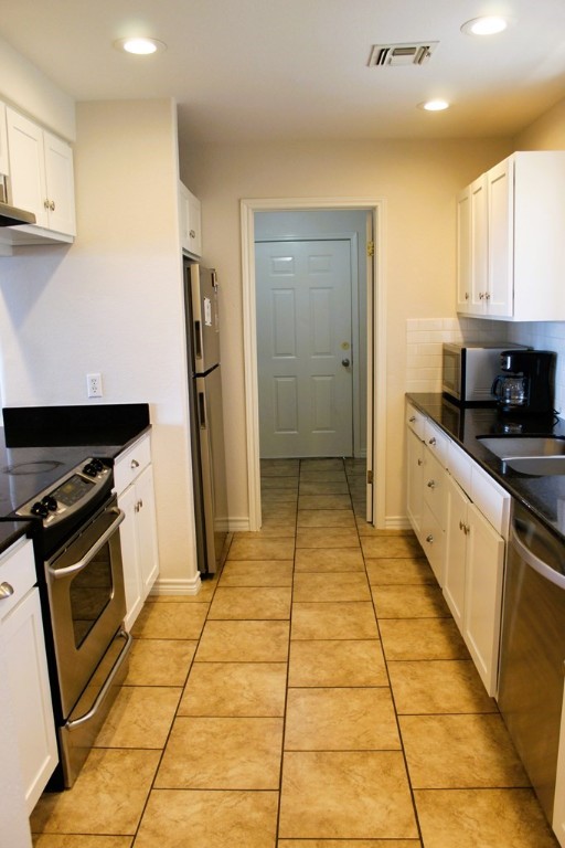 143 Lakeshore Drive Property Photo 3