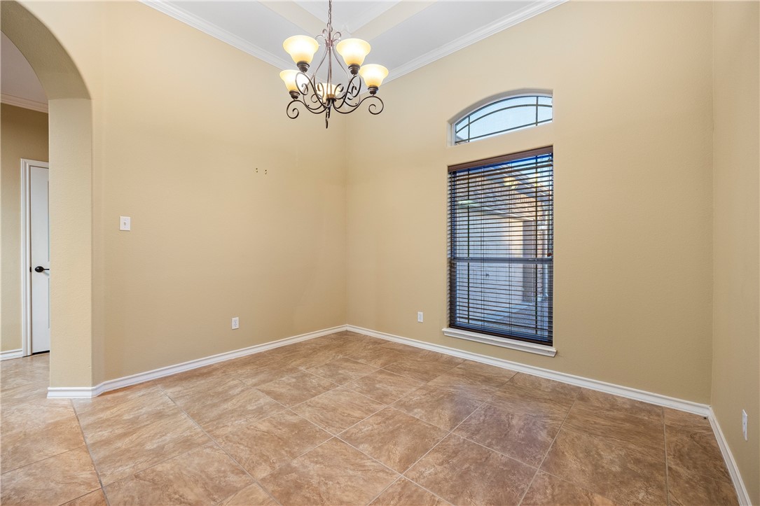 5817 Aava Property Photo 14