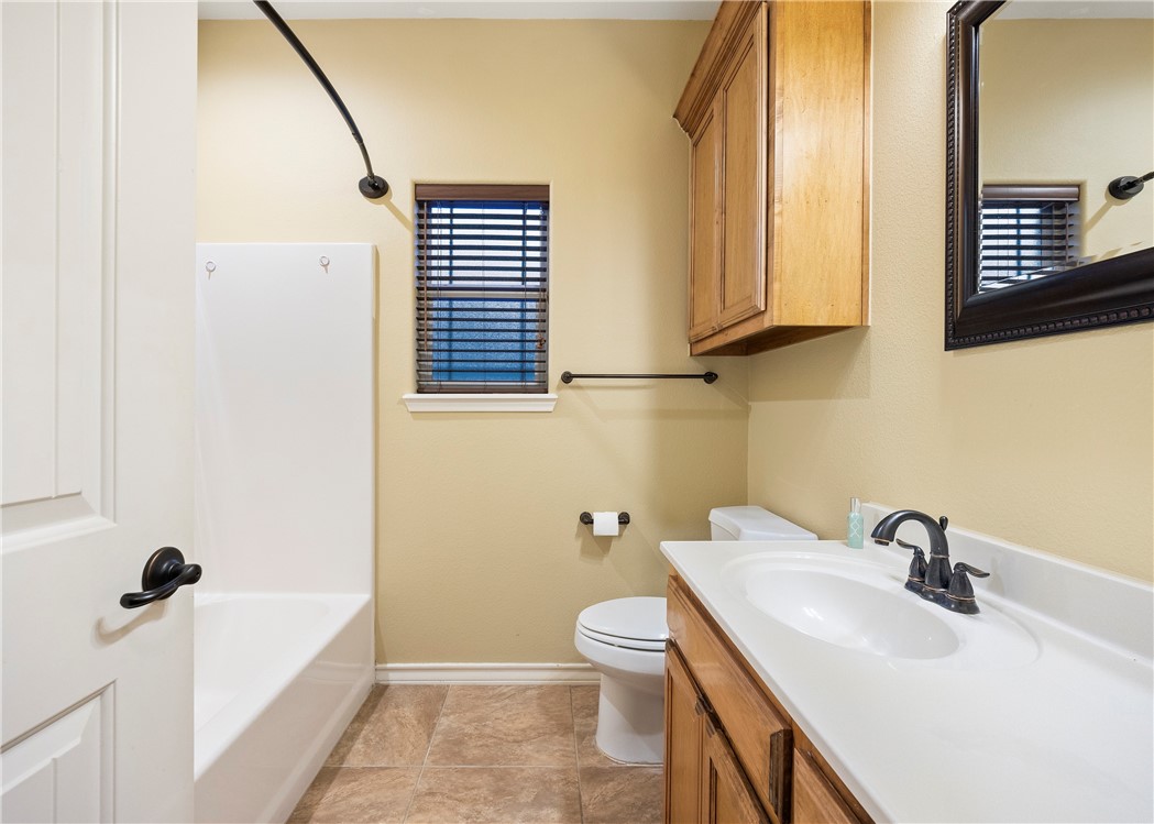 5817 Aava Property Photo 16