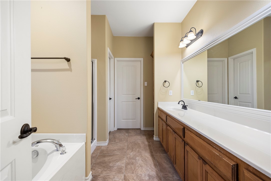 5817 Aava Property Photo 19