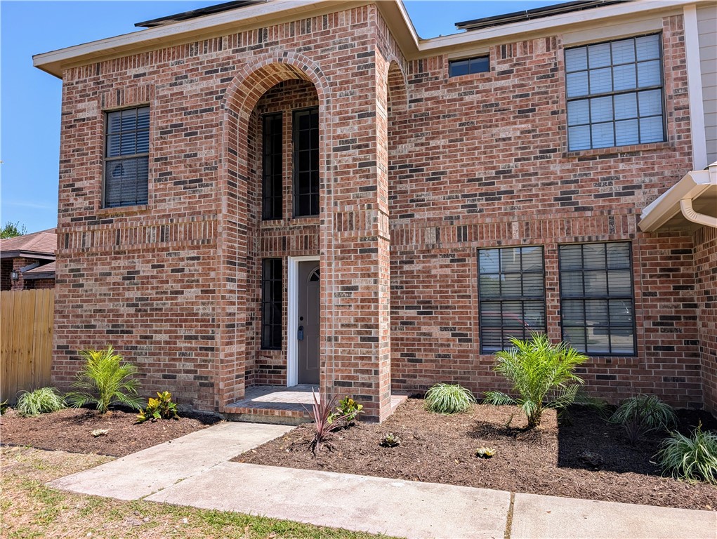 3022 Chapel Creek Dr Property Photo 2