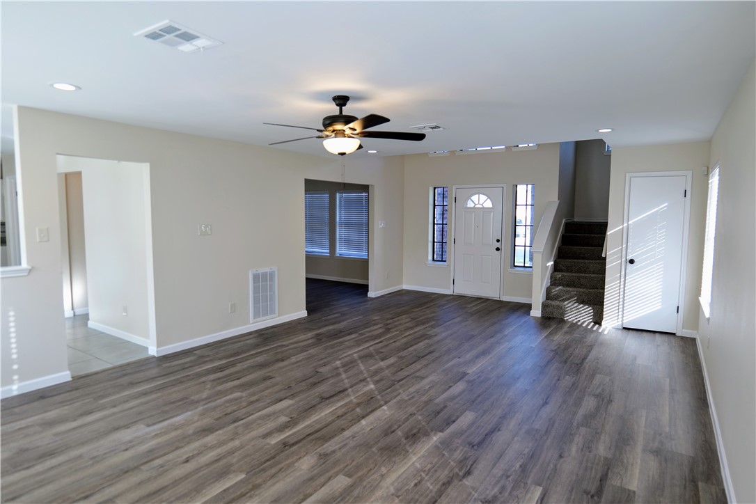 3022 Chapel Creek Dr Property Photo 5