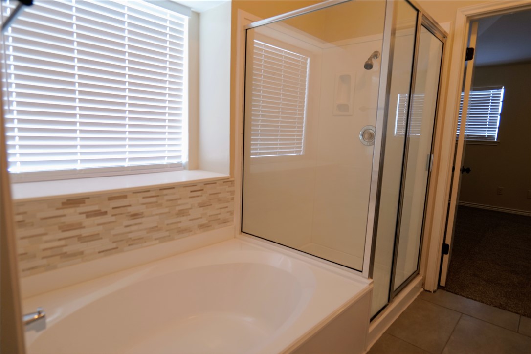 3022 Chapel Creek Dr Property Photo 14