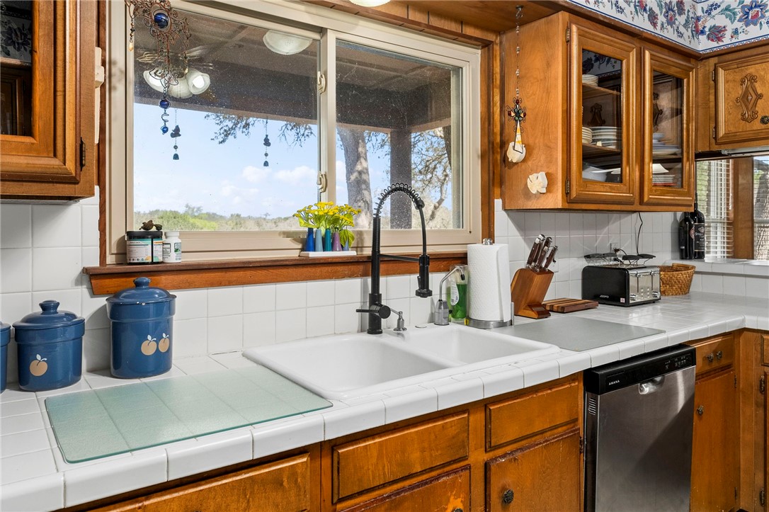 4521 Fm 1283 Property Photo 5