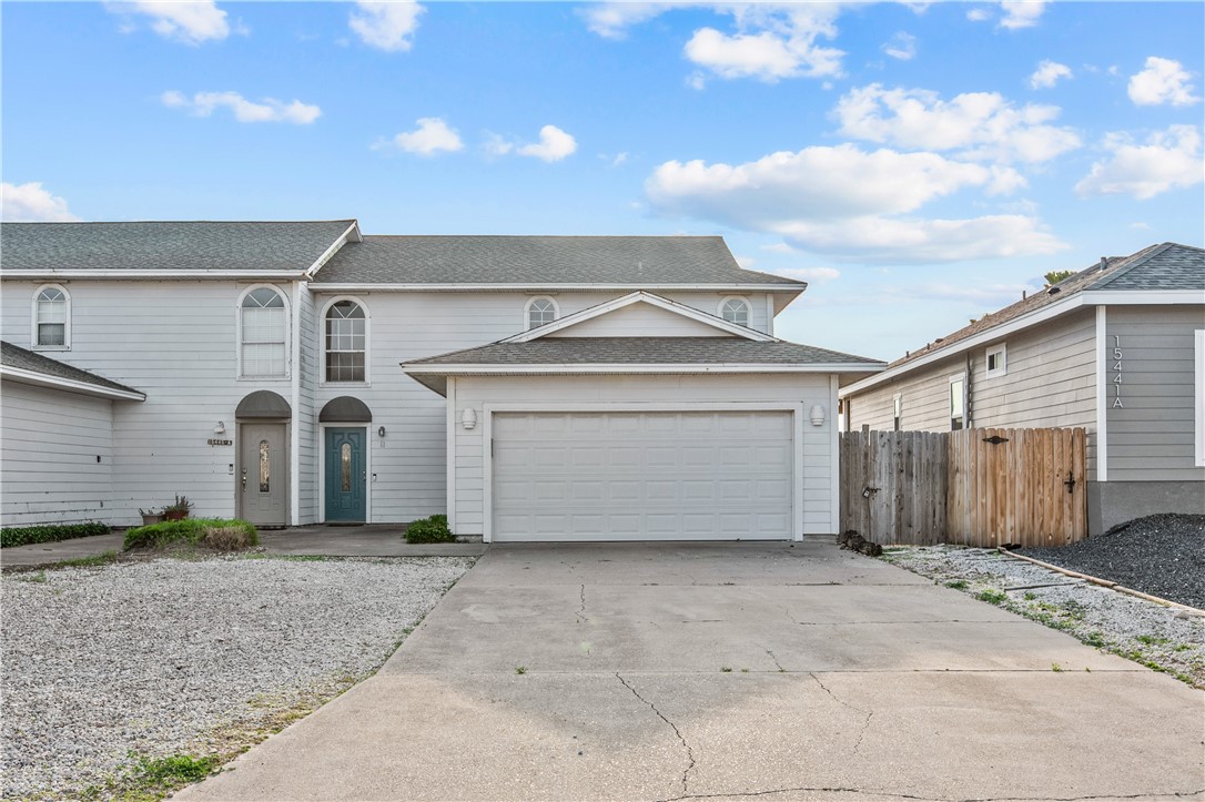 15445 Cruiser St B Property Photo 3