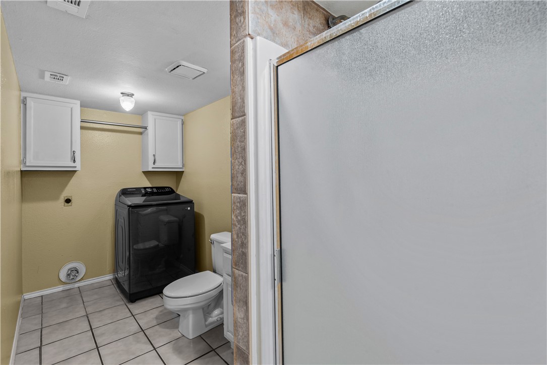 15445 Cruiser St B Property Photo 12