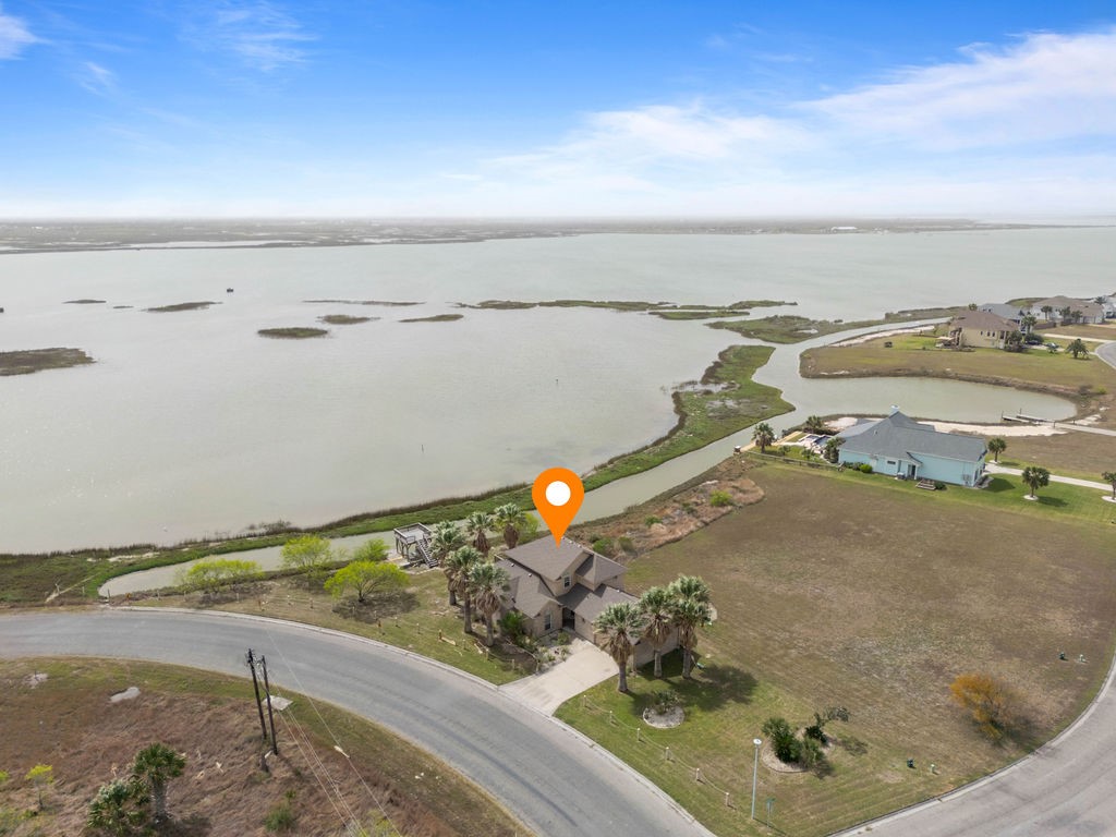 1022 Cape Velero Dr Property Photo 3