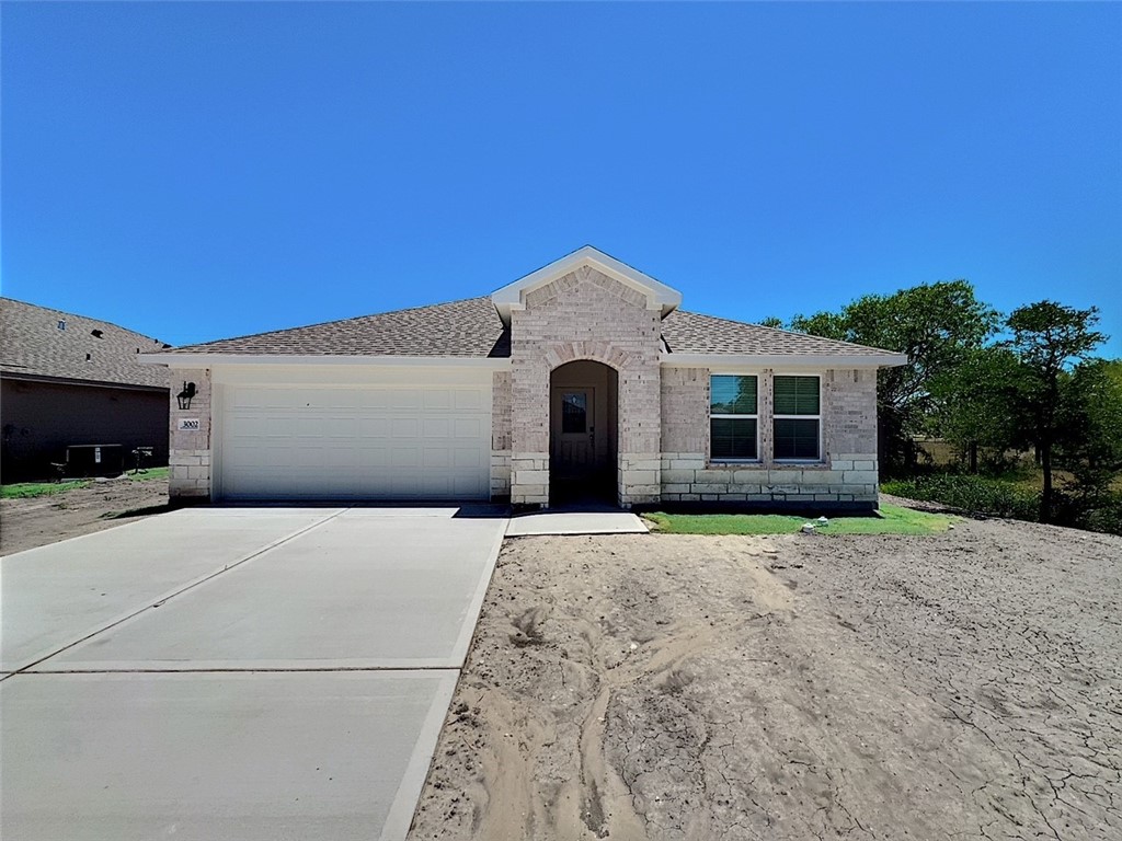 3002 Stone Creek Dr Property Photo 1