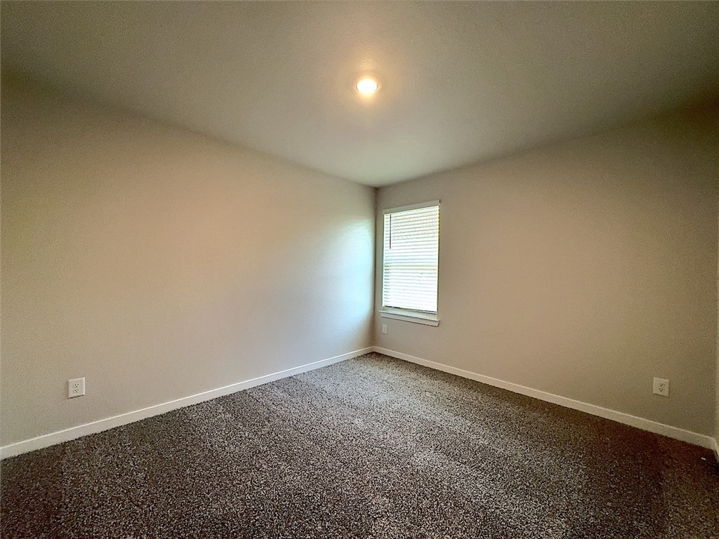 3002 Stone Creek Dr Property Photo 14