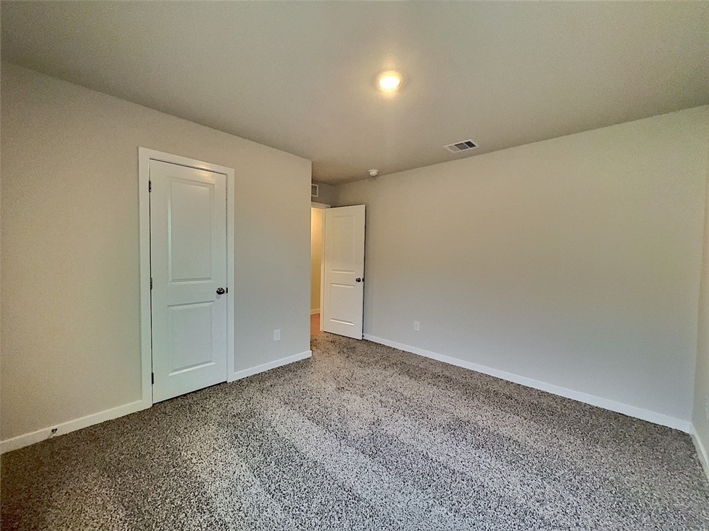 3002 Stone Creek Dr Property Photo 15
