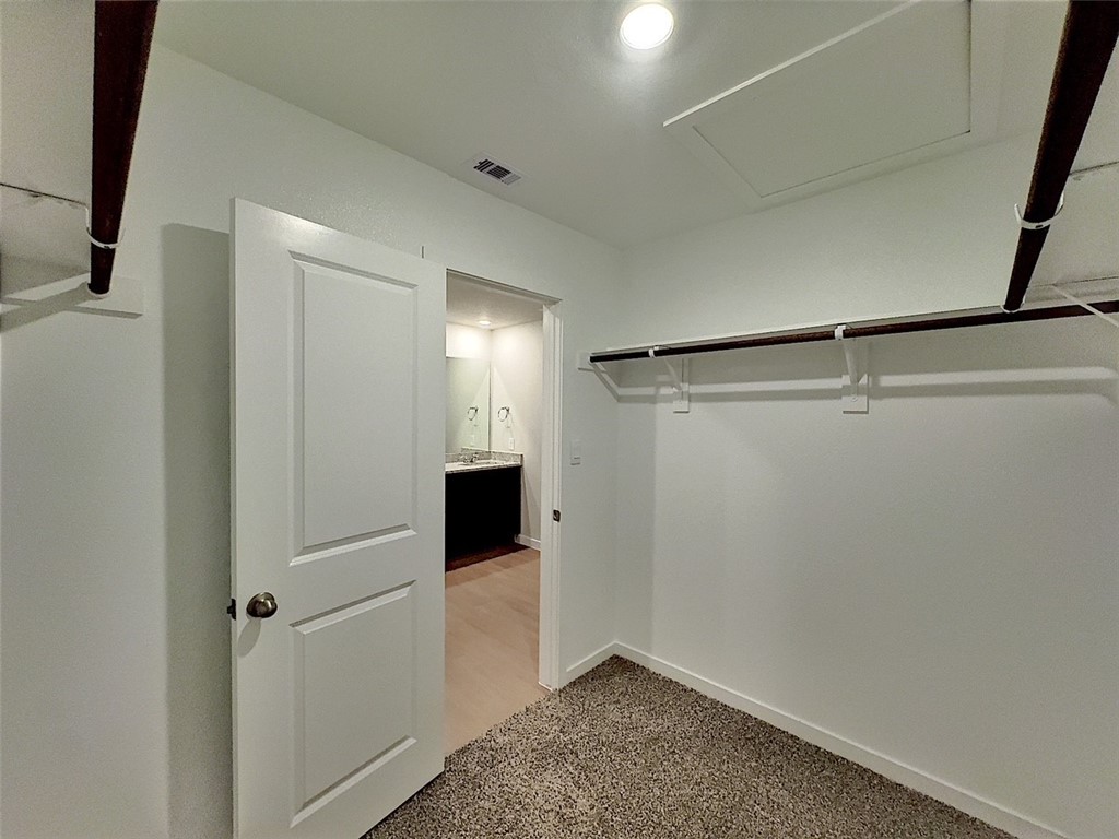 3002 Stone Creek Dr Property Photo 26