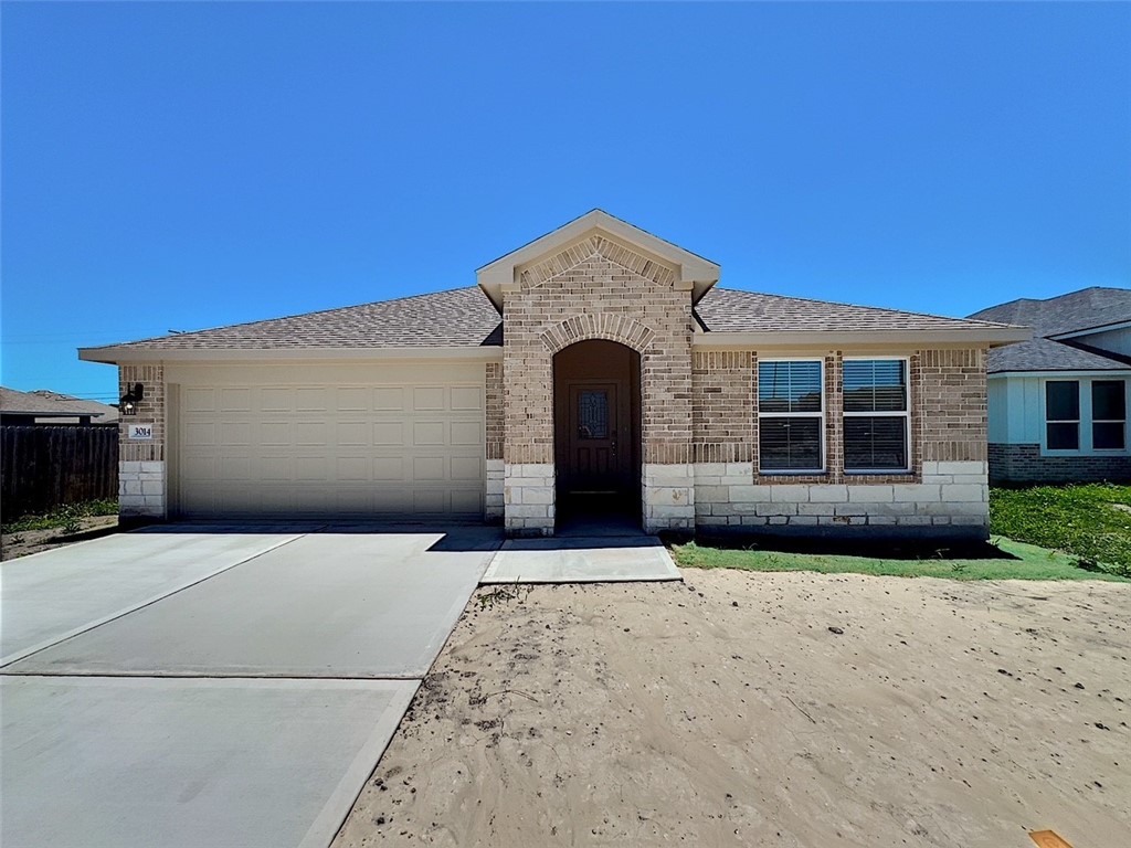 3014 Stone Creek Dr Property Photo 1