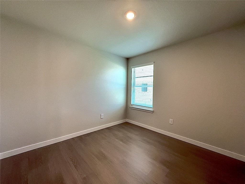 3014 Stone Creek Dr Property Photo 8