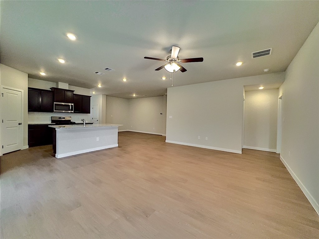 3014 Stone Creek Dr Property Photo 12