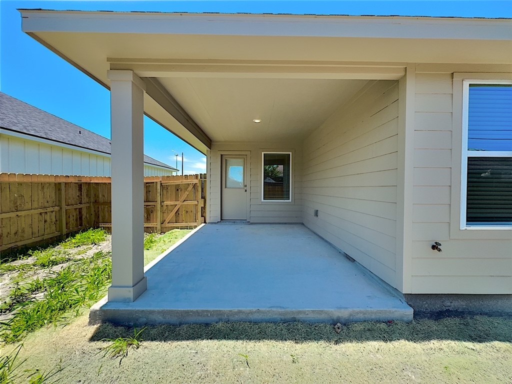 3014 Stone Creek Dr Property Photo 25