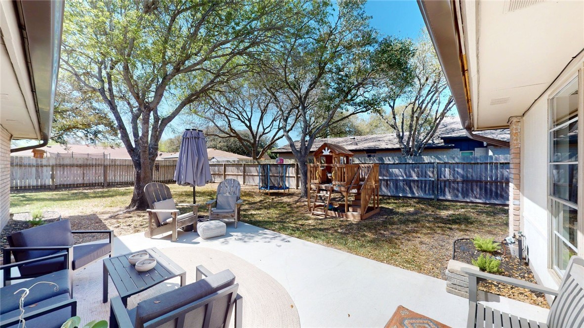 402 Seco Dr Property Photo 32