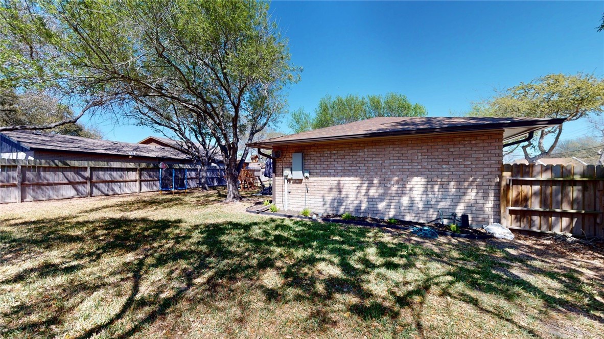 402 Seco Dr Property Photo 37