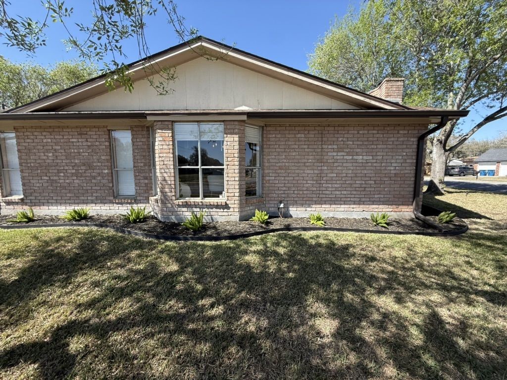 402 Seco Dr Property Photo 40