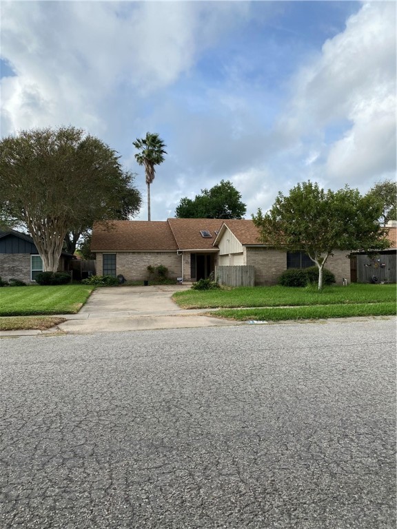 3121 Dunbarton Oak St Property Photo