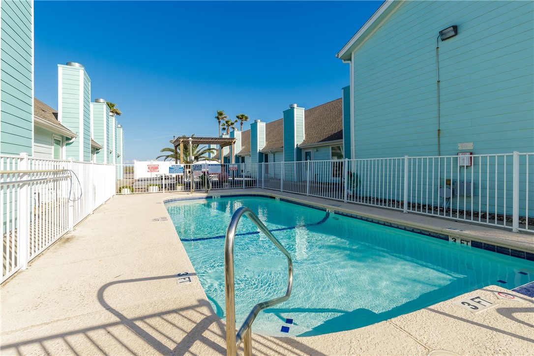 15201 Leeward Dr A1 Property Photo 3