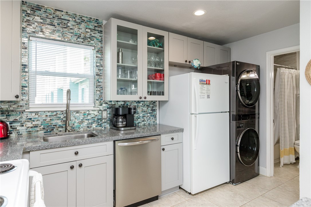 15201 Leeward Dr A1 Property Photo 13