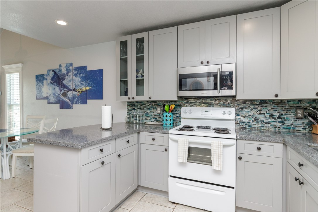 15201 Leeward Dr Property Photo 14