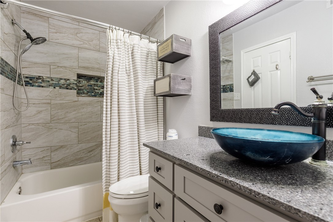 15201 Leeward Dr Property Photo 17