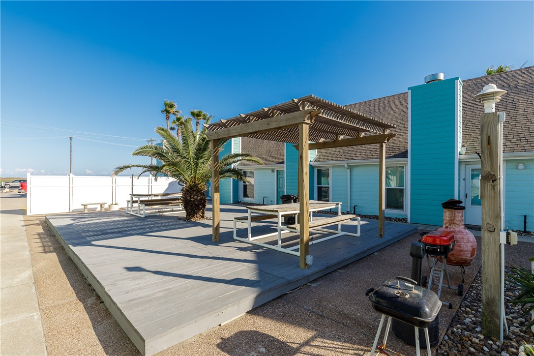 15201 Leeward Dr Property Photo 27