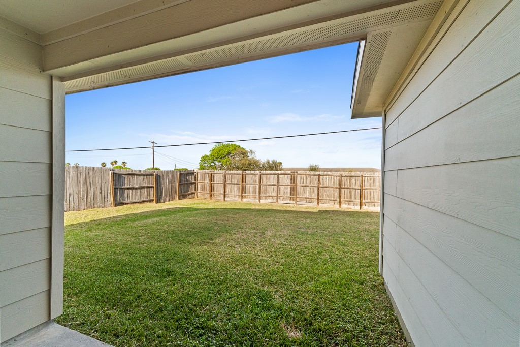 2904 Alice Ln Property Photo 16