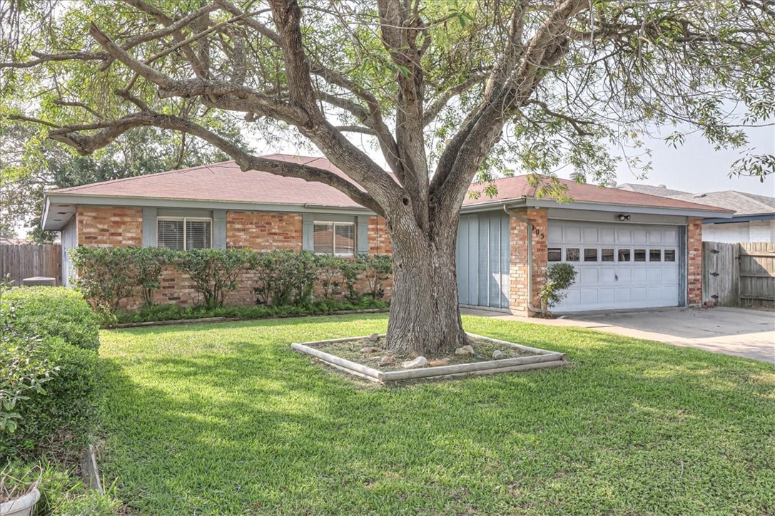 905 Red Poll Property Photo 2
