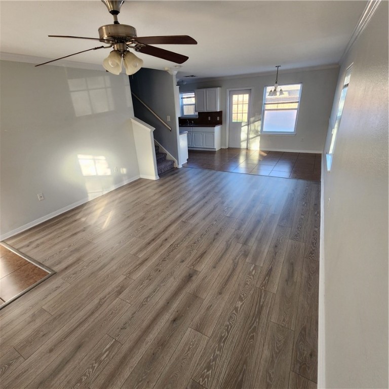 2206 Encino Dr Property Photo 2
