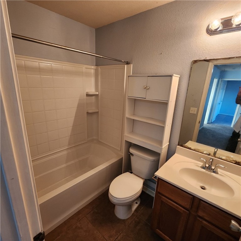 2206 Encino Dr Property Photo 13