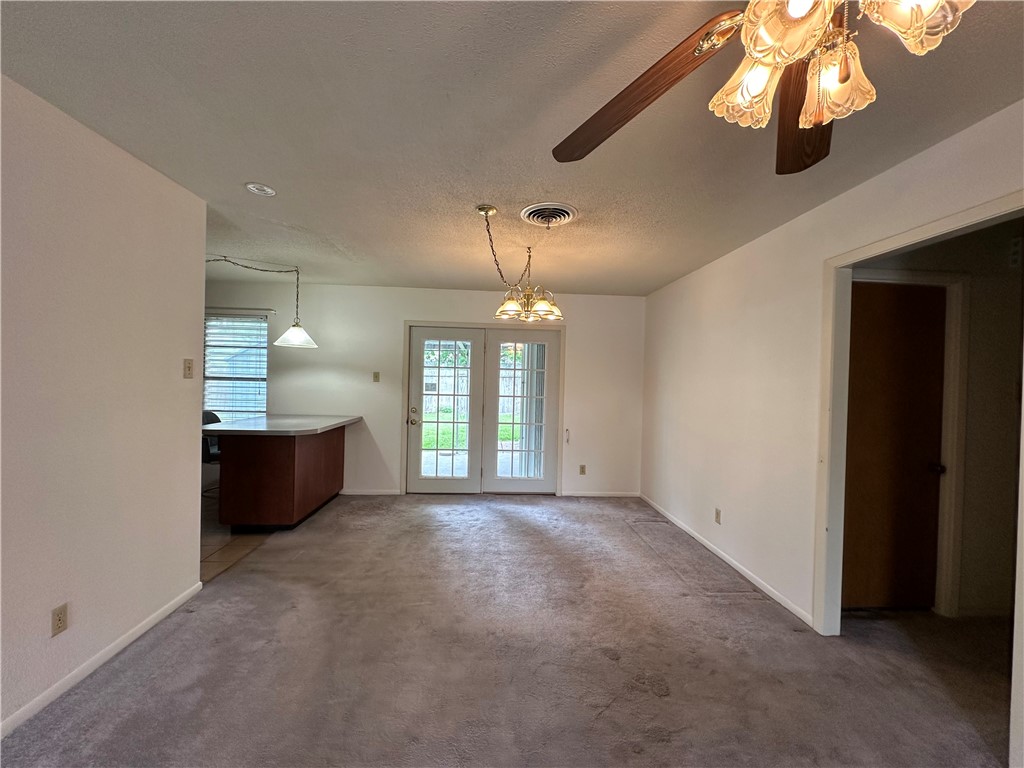 1662 Spicewood Dr Property Photo 8