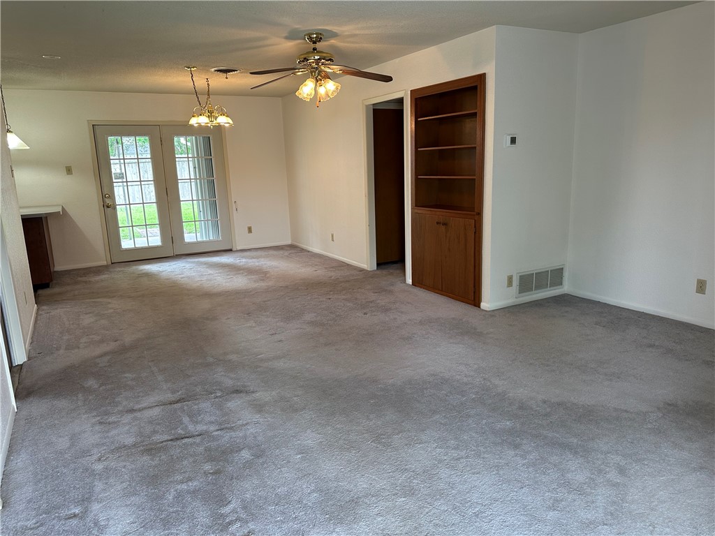 1662 Spicewood Dr Property Photo 11