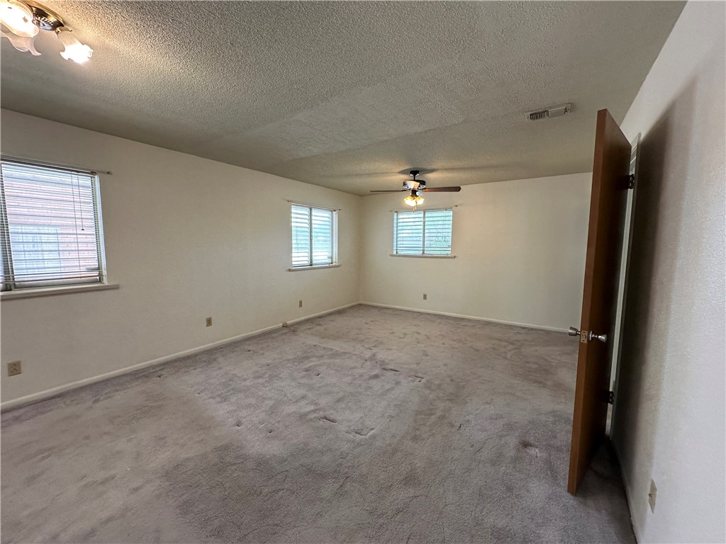 1662 Spicewood Dr Property Photo 20